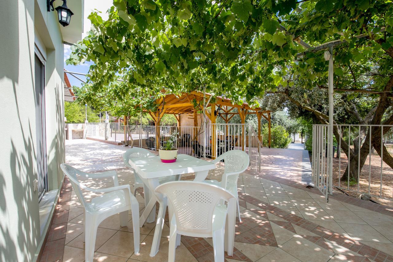 Villa Dimitris Потос Экстерьер фото